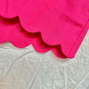 J. Crew 2.5 inch Scalloped Shorts in fuchsia. Size 8. Never been worn.